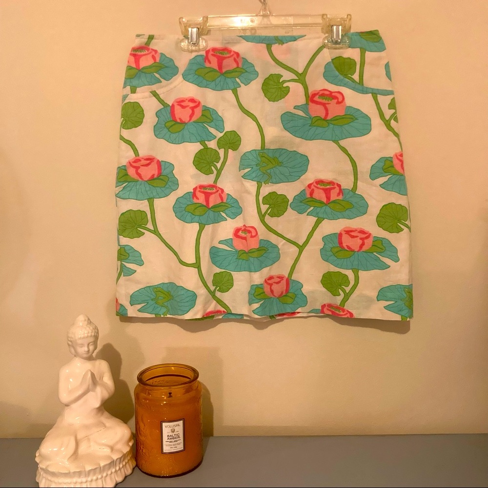 Rare Lilly Pulitzer frog & Lilly pad print skirt